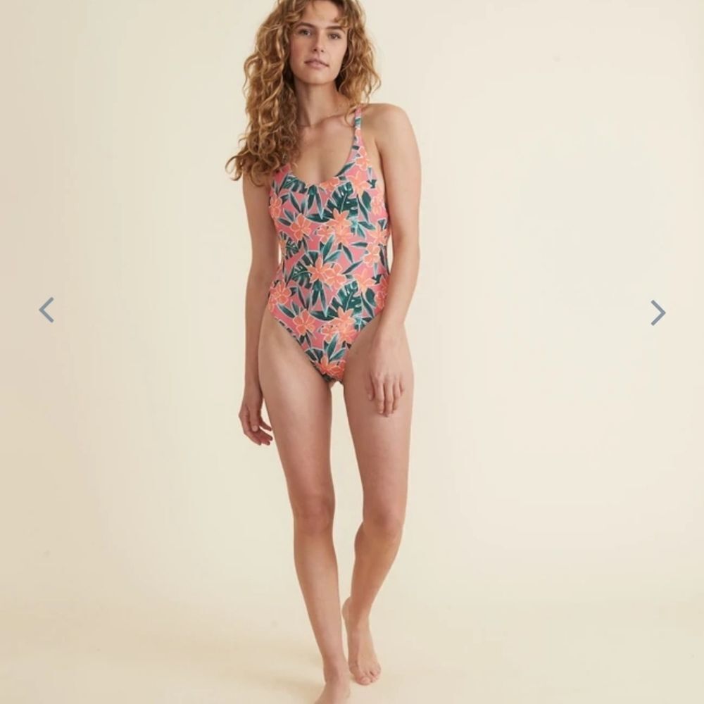 Marine Layer Tahiti Cross Back One Piece In Tea Rose Floral Print